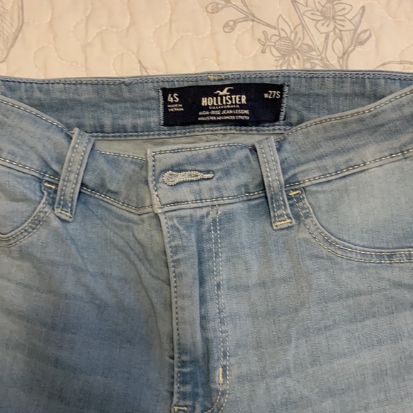 Hollister Jeggings - Picture 2 of 5